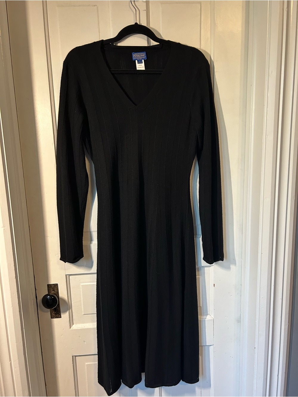 Pendleton 100% Wool Black Long-Sleeve V-Neck Ribbed Midi Dress